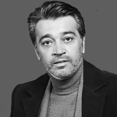 ياكثرك انت ولا مثلك ولا واحد