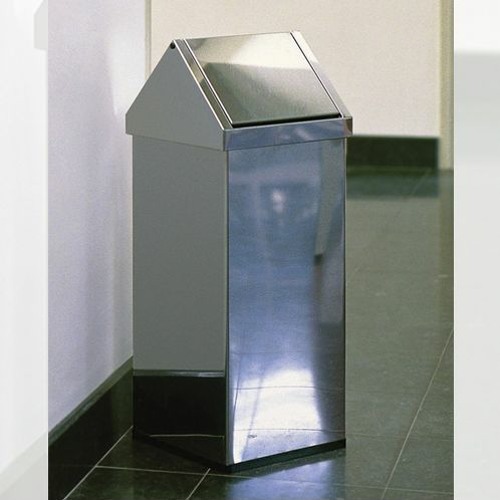 TRASH HOUSE