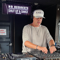 Fabyo @ 1-800-Lucky x HUMANS ALIKE - Wynwood - Miami