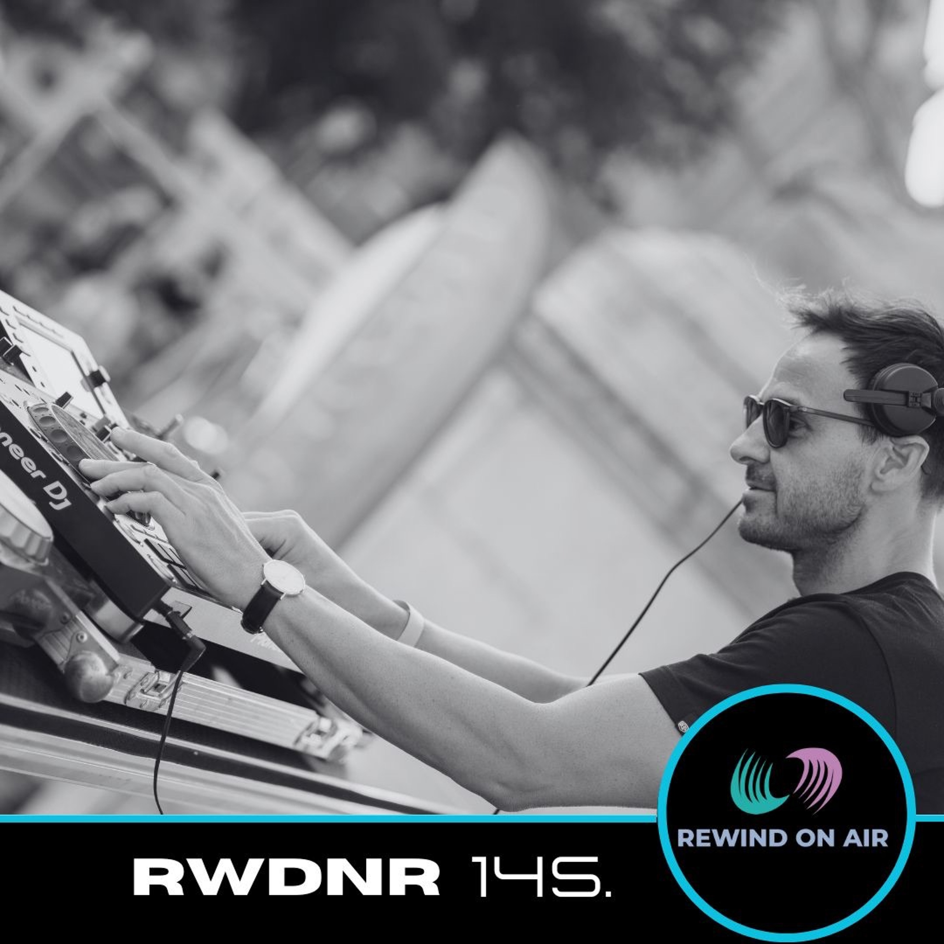 ROBERT SIMON - REWIND ON AIR RADIOSHOW