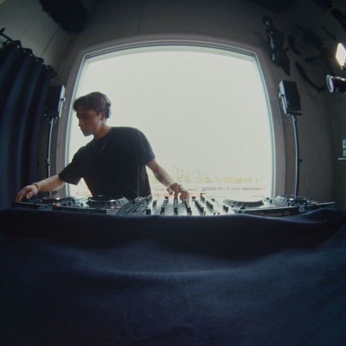 BLCKSHIFT-Session w/ K SONIC