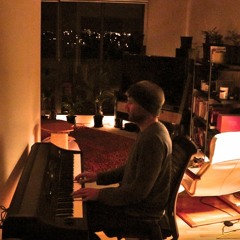 20112 [Jam vs Lorde - Royals vs Kings Of Leon - Fans]