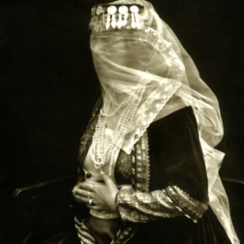 GET KINDLE 💑 Sevruguin and the Persian Image: Photographs of Iran, 1870-1930 (Asian