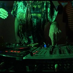 25 De Mayo de Electro Minimal Tecno