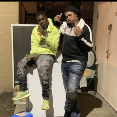 Semiautocec - What u Got 4 Me (feat. PaypaChasaMeez )