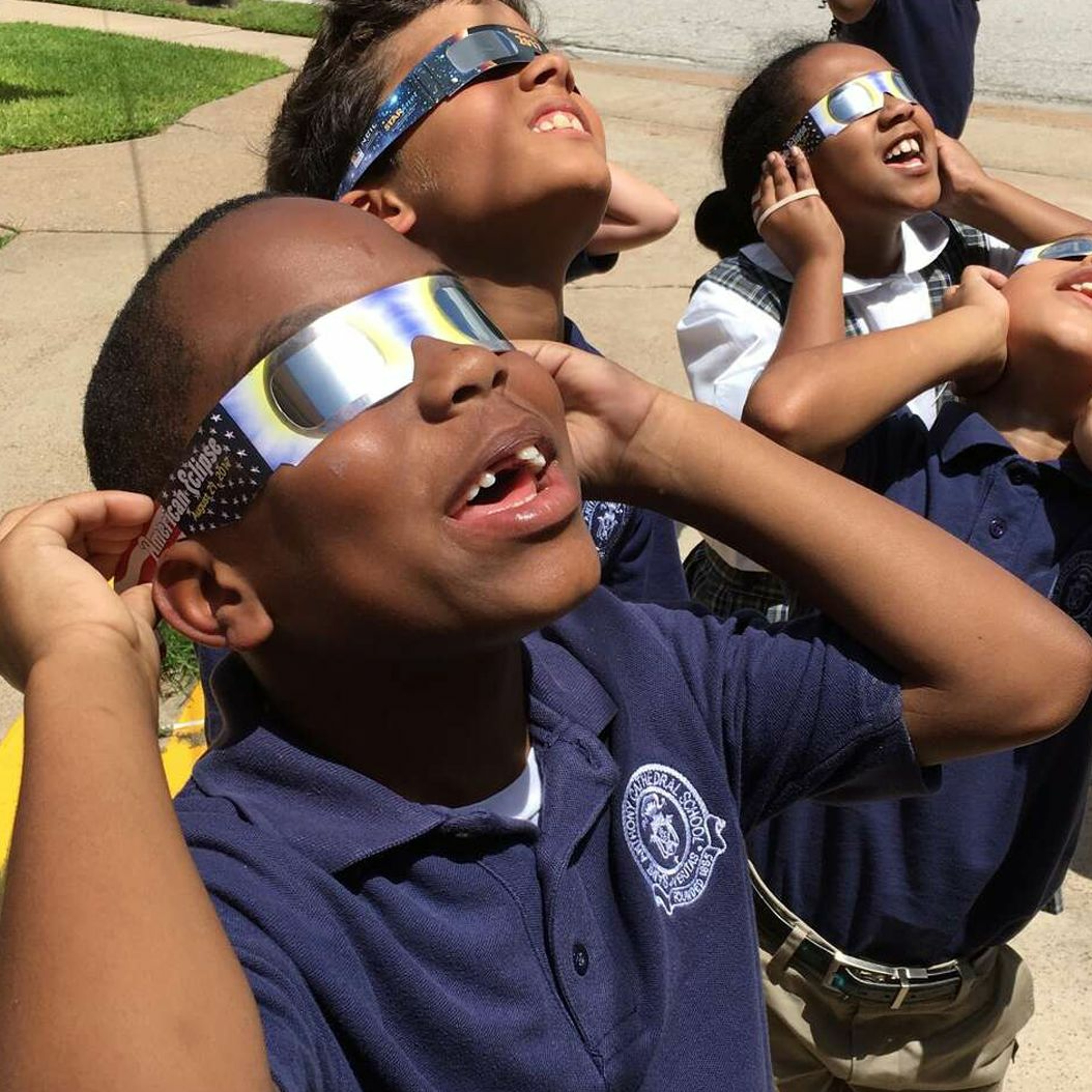 Tennessee's American Paper Optics Keeps Your Eyes Safe During the Eclipse and Beyond