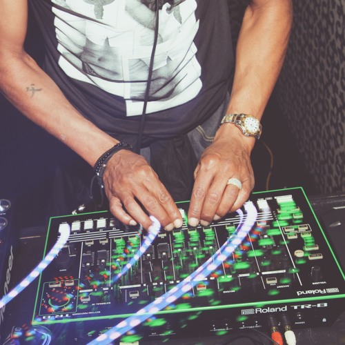 techno