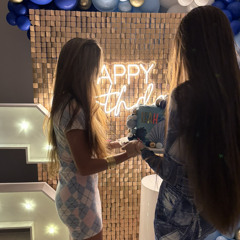 leah and scarletts tune😎🎶🕺🏼🤪