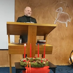 2025 11 30 | Romas Tuominis | Dievas ir gelbstantis ir teisiantis |