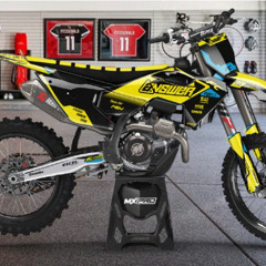 Pro-Quality Dirt Bike Decals That Don’t Peel, Fade, or Fall Flat