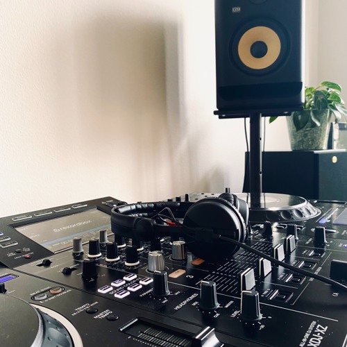 #1 ER63 home session