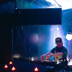 Rob B LIVE set @ Brix 581