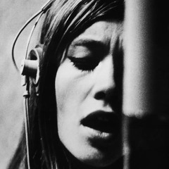 Françoise Hardy - Tirez pas sur l'Ambulance (re disco ver ''Dites-Moi'' Shootin DJ reMix) back to 82