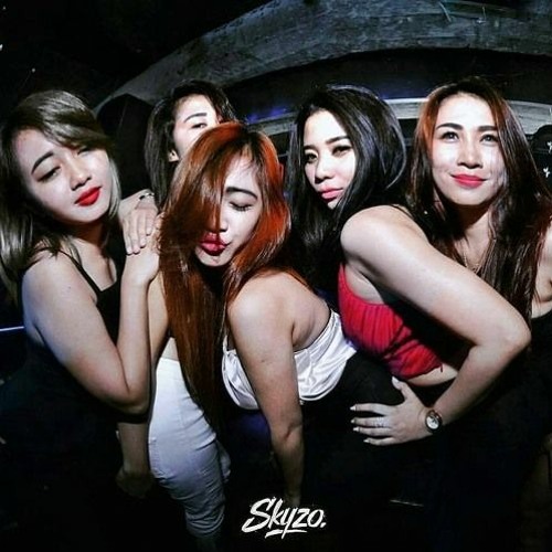 SAKIT PINGGANG FUNKOT REMIX (DJ RERE MONIQUE R2M)