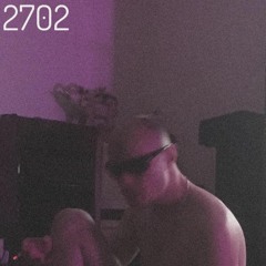 2702