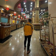 ENAK KALE BIUS ITU !!!