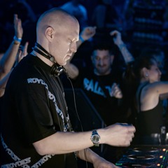 Dmitry Molosh - August 2025 Mix