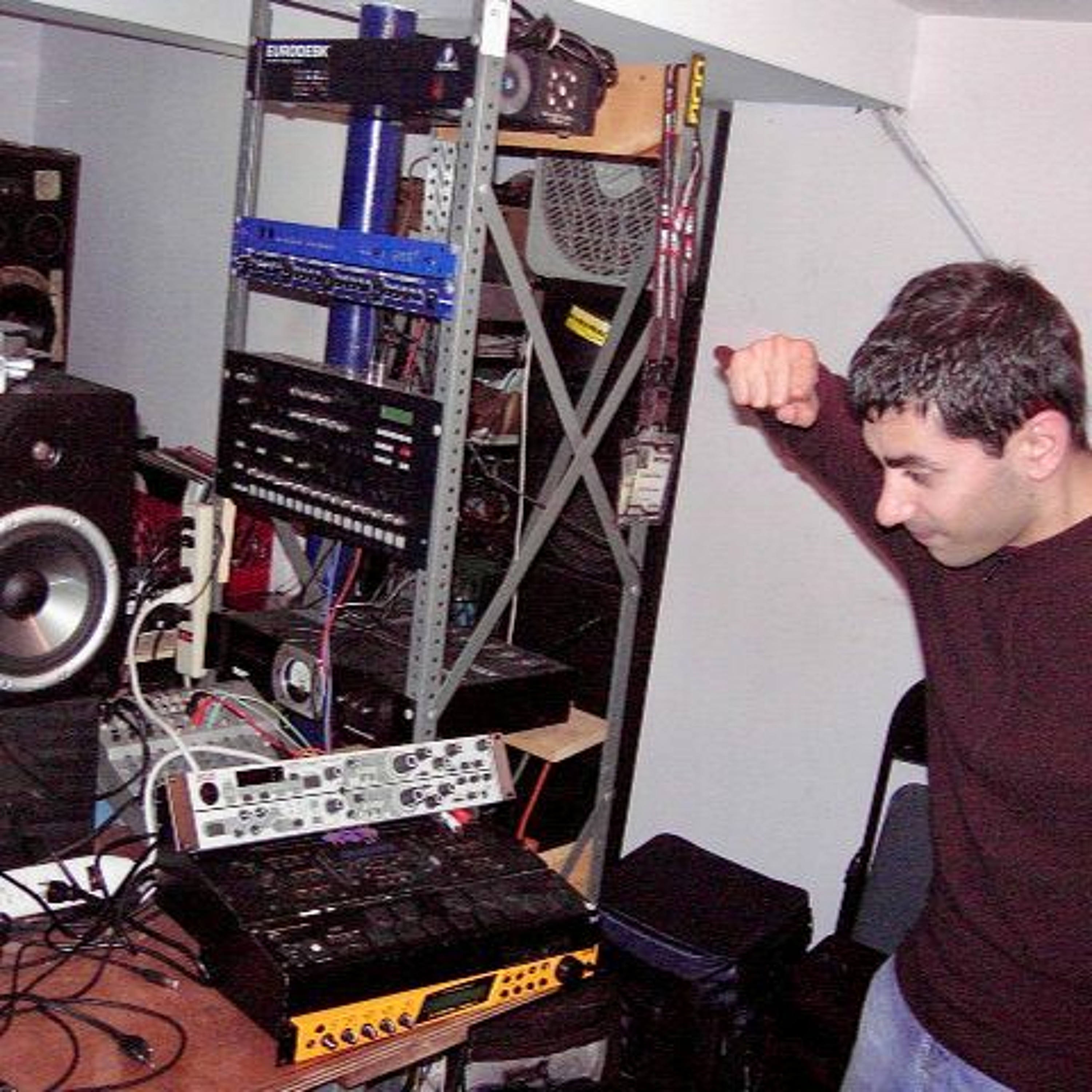 Patrick DSP - Live PA on Kind Radio NYC 2004