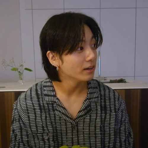 Jungkook - Blue and Grey (from weverse live)