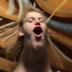 MY NECKBEARD KEEPS GROWING