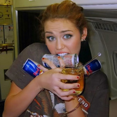 Miley Cyrus - Everybody Wants To Rule The World (6 Minutes)