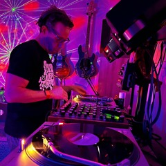 WEird DisKo 022 - DJ LOREN Live On Twitch 07.15.22 - Vinyl Session