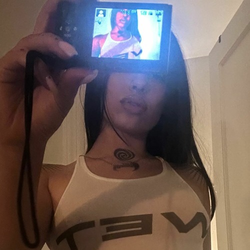 britney manson – fashion