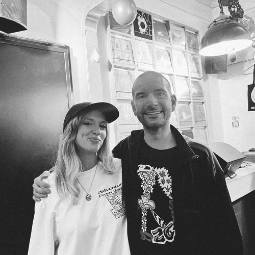 Anna Wall with Walrus - 25 November 2023