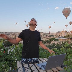 madebyforty - Mixovlogy 003: Cappadocia / Turkey mix & travel vlog [Progressive / Melodic]