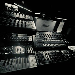 Late night jam - RD-8 - EDGE - MicroFreak - Space Echo RE 202