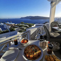 عندي حجي وايد عندي سوالف شوق