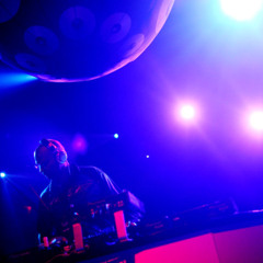 Dee Costa Must Leave Silicone's Remix work in progress