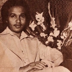 عدّى عمري كله أشجان ودموع