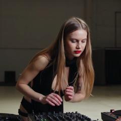 Xenia - Live Vinyl Techno DJ Mix @ Crypto Snack, Ciudad Inmersiva Madrid, 28.03.2025