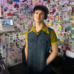 cosmo invites e-Lite @ The Lot Radio 06-17-2025