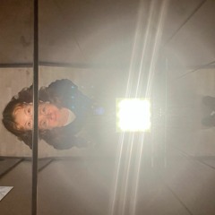 Martha W/ Shoplifter 280723