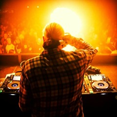 Scott Brown - Competition Mix Entry Mixed By DJ Brady