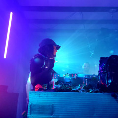 DJ-SET-LEGEND-THE-STORM