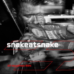 ZD Muzichka 005 - snakeatsnake