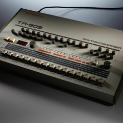 909 Distortion (Live Analog Recorded)