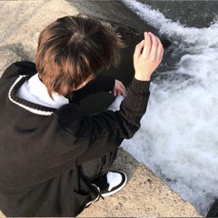 اعز احبابك يخونك عايش عمره بدونك