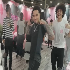 Xaviersobased, Che & Plaqueboymax - Motto