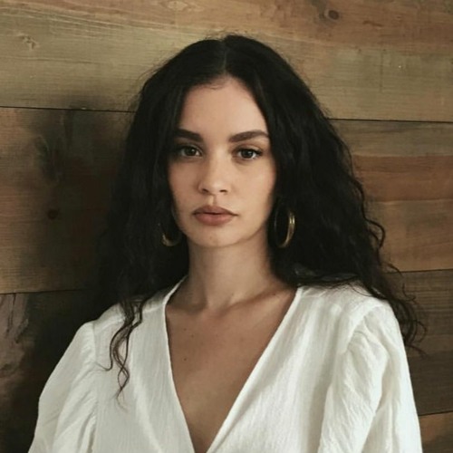 Sabrina Claudio - Holding The Gun (Remi Oz Edit)