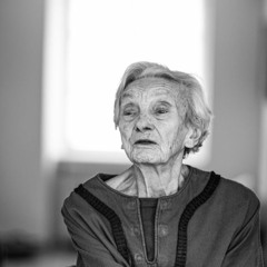 Ilse Helbich, 96 | Schriftstellerin | Teaser