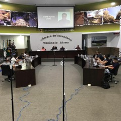 Clima esquenta pela primeira vez no mandato e vereadores se enfrentam no Legislativo