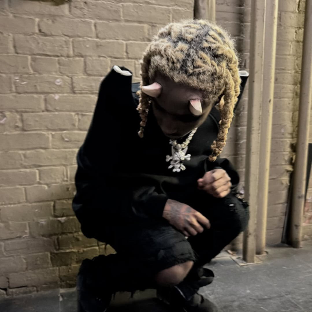 Stream osamason - play dead (prod. chris & roxie) by clawz