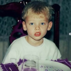 Mgk - El Pistolero - KAKAROT