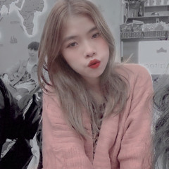 Là Ai Từ Bỏ Là Ai Vô Tình - Hương Ly