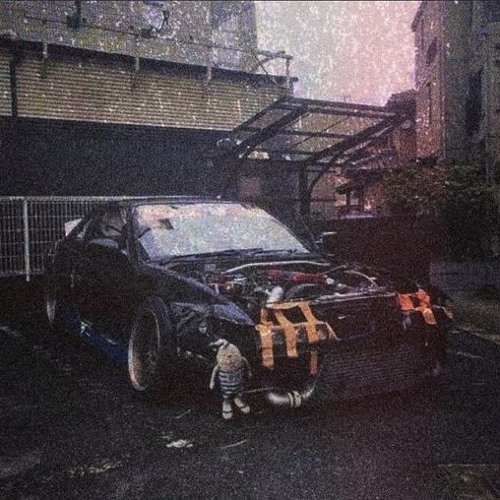 Crystal Castles - Leni (Slowed)