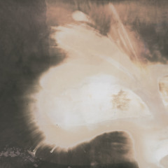 premiere: Vile Karimi, Haizea Huegun - Chant Light Mass Prayers [label: Colectivo Casa Amarela]